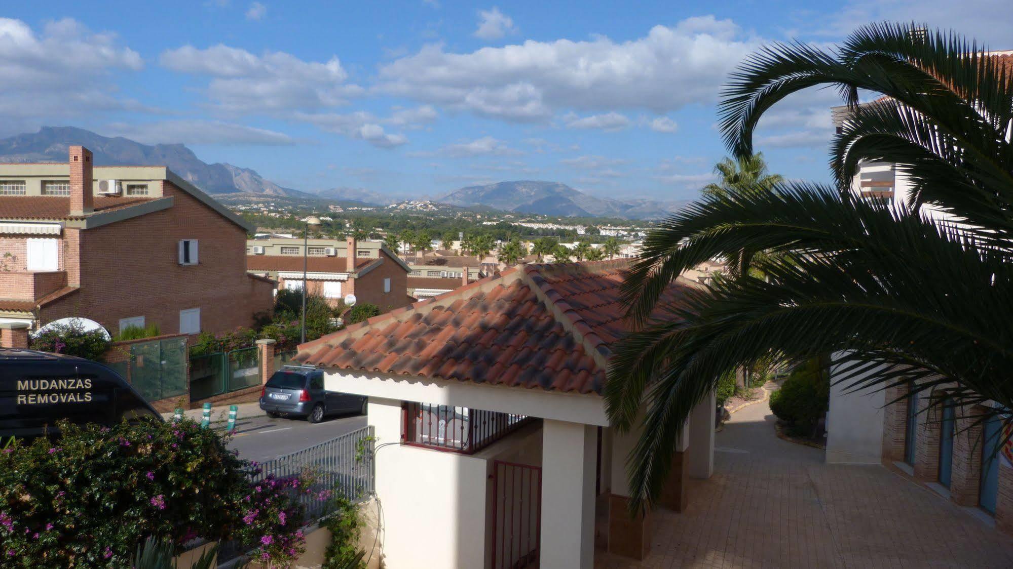 אלביר Albir-Beach Apartments מראה חיצוני תמונה